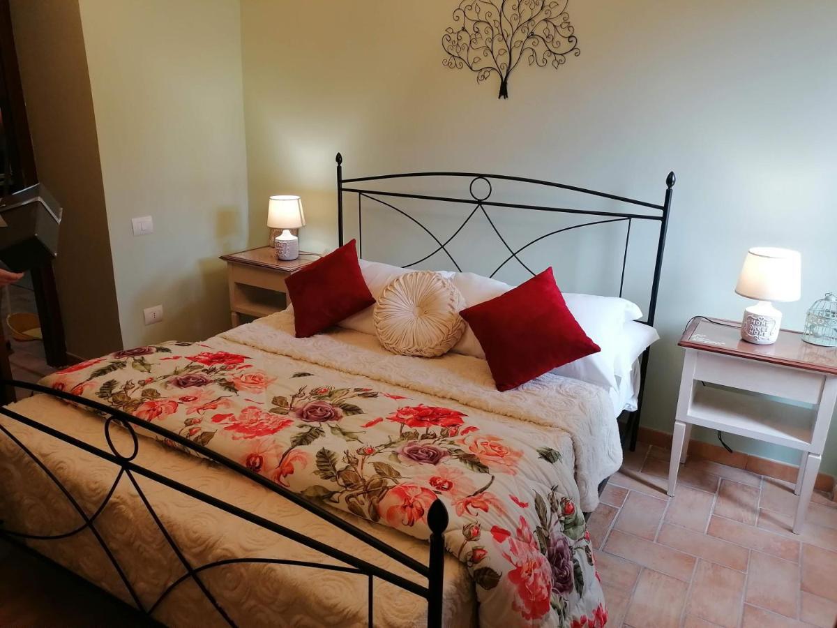 La Maisonette Del Borgo Ronciglione  Extérieur photo