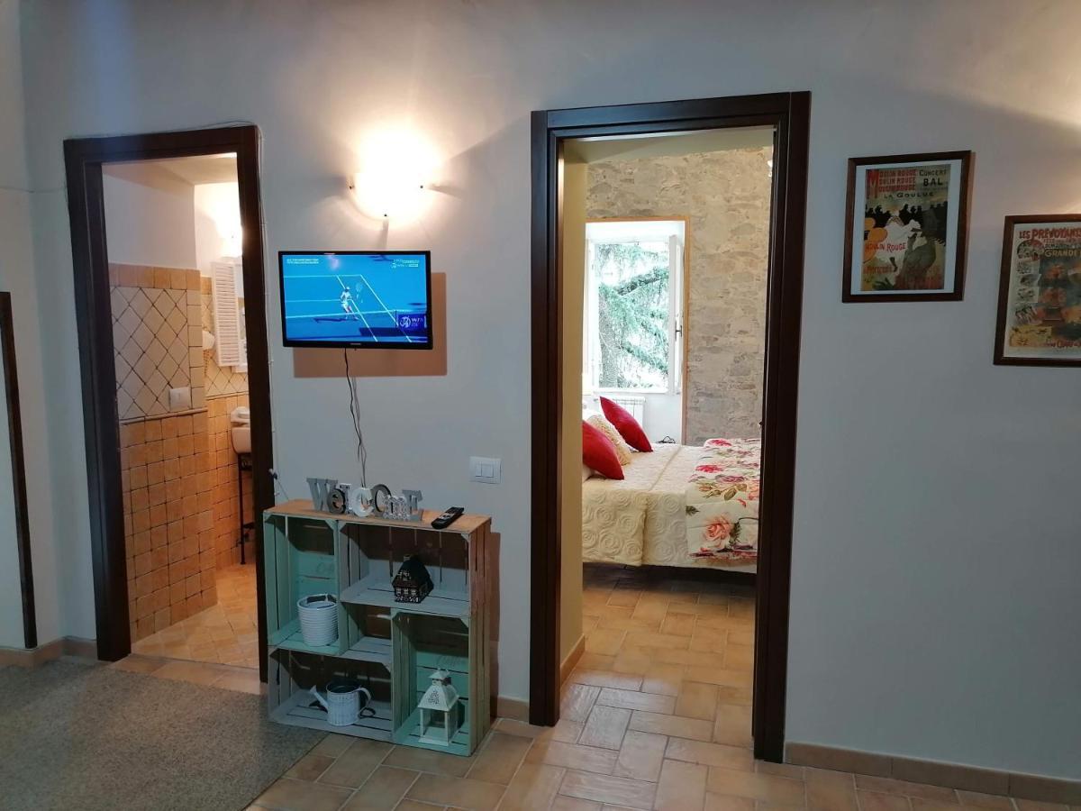 La Maisonette Del Borgo Ronciglione  Extérieur photo