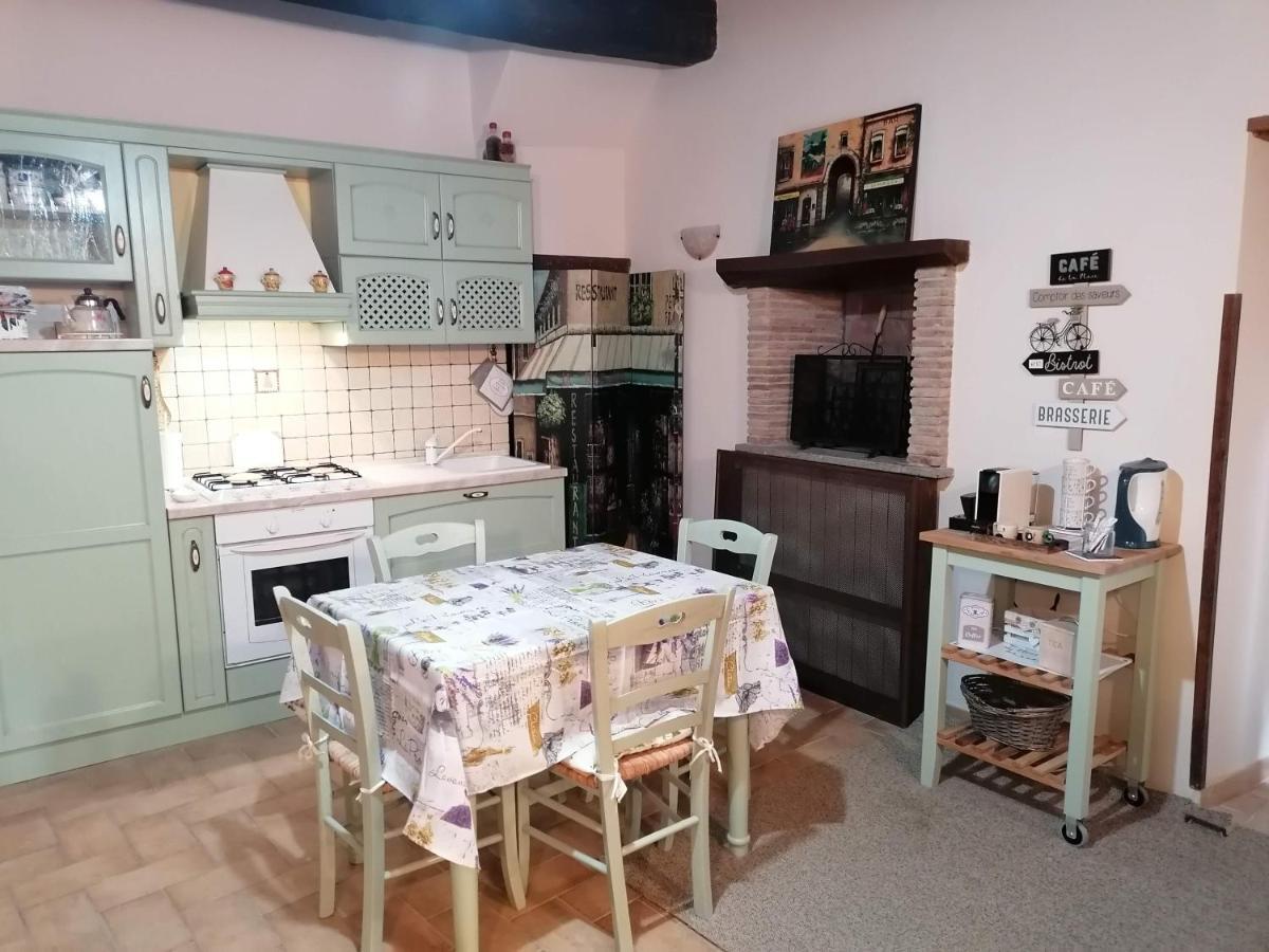 La Maisonette Del Borgo Ronciglione  Extérieur photo